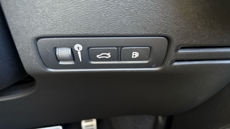 Volvo Xc40 1.5 T5 Recharge PHEV R DESIGN Pro 5dr Auto Estate